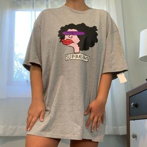 Supreme tshirt